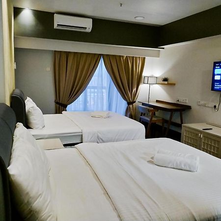 Resort Suite @ Sunway Pyramid By Idealhub ペタリンジャヤ エクステリア 写真